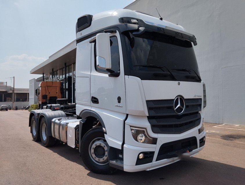 MERCEDES-BENZ ACTROS 2651 LS DIESEL AUTOMATICO 2021 MERCEDES-BENZ ACTROS 2651 LS DIESEL AUTOMATICO 2021